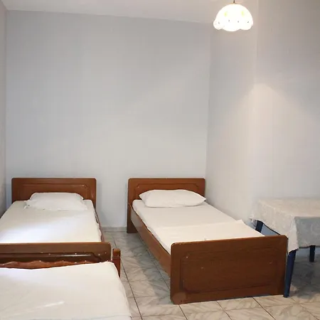 Gjika Hostel *